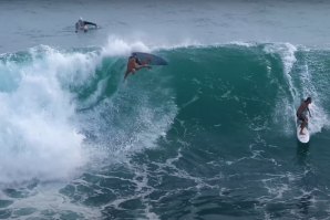 Kelly Slater pode ser o GOAT, mas não é imune a dropinanços