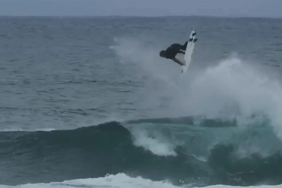 Lembramse Do Backflip De Gabriel Medina? Vejam A Resposta John 