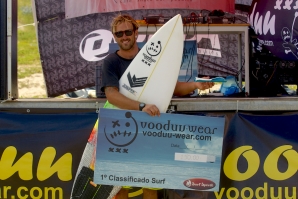 Ivan Bailote foi vencedor da categoria Open de Surf