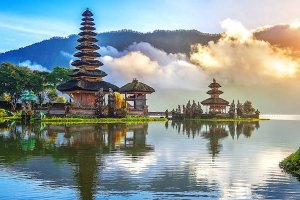 Para além de ser um destino de surf Bali é também muito procurado para o Turismo de Lazer