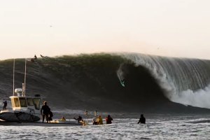 As melhores ondas ondas surfadas em Mavericks durante o grande swell
