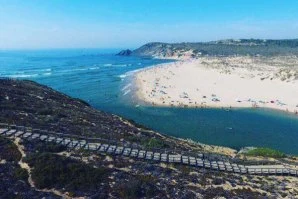 Quem disse que Portugal não tem a sua Pororoca?