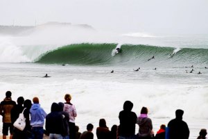 As ondas de Peniche em versão dupla em 2019.