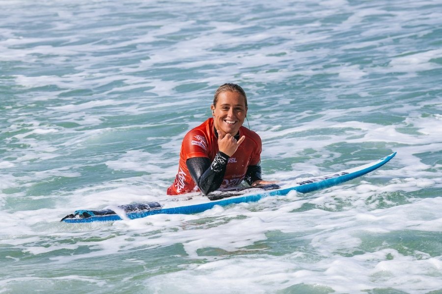 Desempenho impecável das surfistas portuguesas no 2º dia do Corona Saquarema Pro