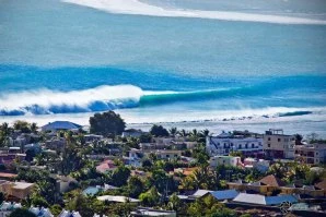 As ondas de Tamarin Bay absolutamente &quot;on fire&quot;.