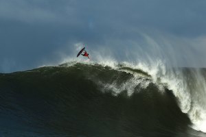 Os bastidores do terror de Kai Lenny em Mavericks