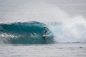 O filipino Piso Alcala venceu no ano passado em ondas perfeitas.