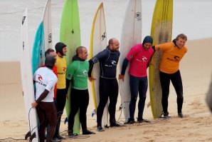 Melhores surfistas do SW francês animaram La Nord em Hossegor.