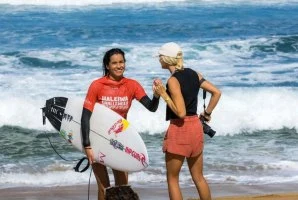 Teresa Bonvalot durante o ano de 2023 que ficou a uma unha negra da qualificação / WSL