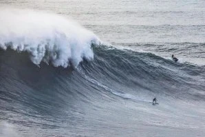 &quot;NAZARÉ TURNS ON&quot; - DIA 12 DE NOVEMBRO DE 2019
