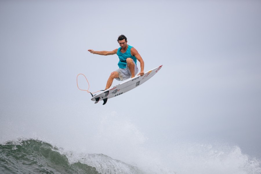Surf City El Salvador Pro pode arrancar esta sexta-feira com boas ondas em Punta Roca