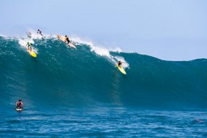 HAWAI AO MELHOR ESTILO - EM WAIMEA BAY COM MASON HO