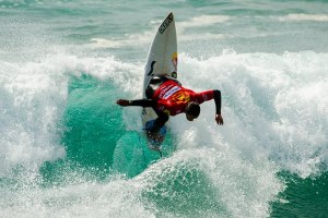 Vasco Ribeiro compete na oitava bateria do dia.
