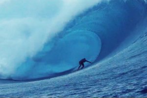 O mega swell que fez história em Cloudbreak