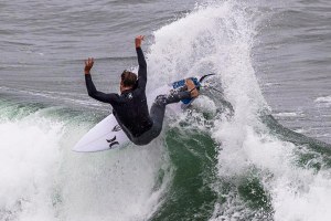 ‘HIBERNATION’ COM BRETT SIMPSON EM HUNTINGTON BEACH