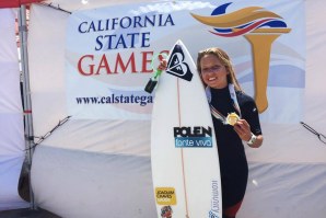 Francisca Veselko vai passar um mês na altura para surfar entre os melhores. 