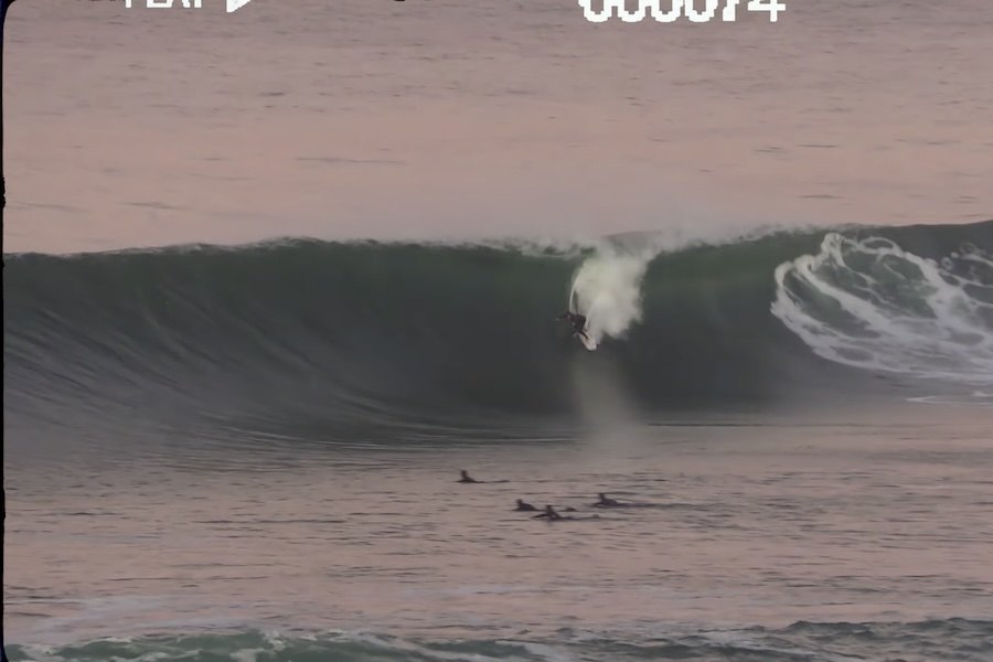 “SAME SAME” — João Mendonça mostra o melhor do surf português e indonésio no novo filme da Billabong