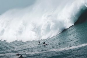 O SWELL HISTÓRICO QUE ACORDOU BELHARRA