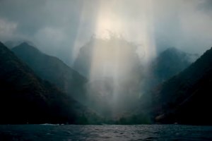 Crosby Colapinto, recuperou de lesão, assina pela Oakley e já está em Peniche