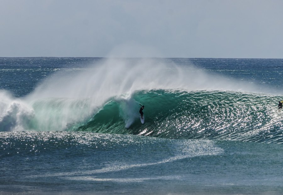 Francisco Laranjinha sofre acidente em onda pesada mas mantém-se fiel à busca pelo “diamante”