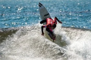 Luís Perloiro é um dos surfistas que vamos poder acompanhar.
