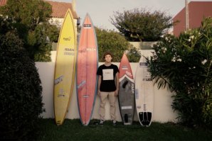 ANTÓNIO LAUREANO, UM JOVEM DESTEMIDO NAS ONDAS DA NAZARÉ