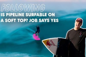 Jamie O&#039;Brien surfa em Pipeline com uma softboard