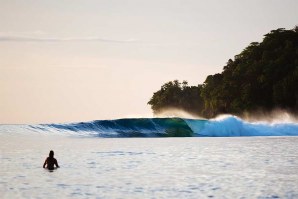 Surfar a perfeição das Mentawai vai custar mais dinheiro. 