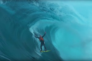 BIG WAVE AWARDS REACENDEM CHAMA PELO SURF DE ONDAS GRANDES