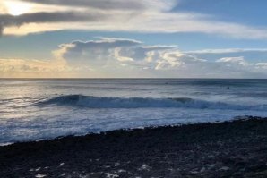 SURFISTAS DOS COXOS MOSTRAM A SUA POSIÇÃO SOBRE A PRÁTICA DE TOW IN NO LOCAL