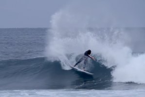 A primeira surfada dos Pros em Rottnest Island