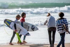 SURF ESPERANÇAS 2015: CIRCUITO REGIONAL DA GRANDE LISBOA EM CONTAGEM DECRESCENTE