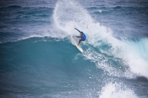 Apenas José Ferreira e Tomás Fernandes avançaram um ronda em Ballito