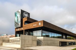 A nova mega loja 58 Surf na Ericeira
