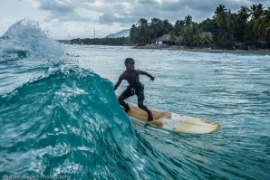 Surf ajuda a reconstruir o Haiti