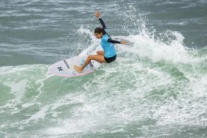 Carol Henrique voltou hoje a vencer mais uma bateria no WQS.