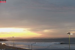 Foto tirada pela beachcam Surftotal esta manhã pelas 06:50