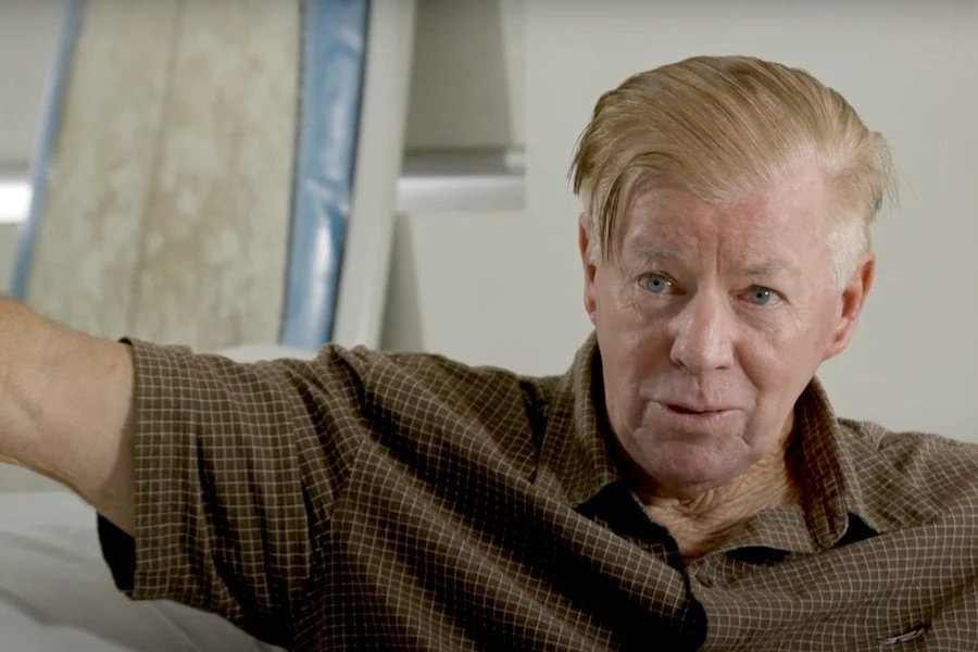 Ex Campeão do Mundo de Surf desenvolve cancro na pele e faz um apelo à ...