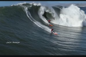 Videógrafo Tucker Wooding dá as boas-vindas às ondas de Inverno em Mavericks