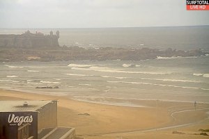Praia de Matosinhos desaconselhada a banhos devido a contaminação microbiológica