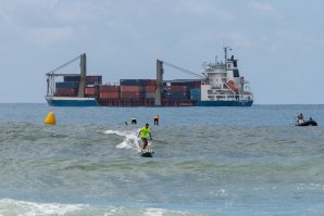 Stand Up Paddle invade as praias do Porto e Matosinhos este fim de semana