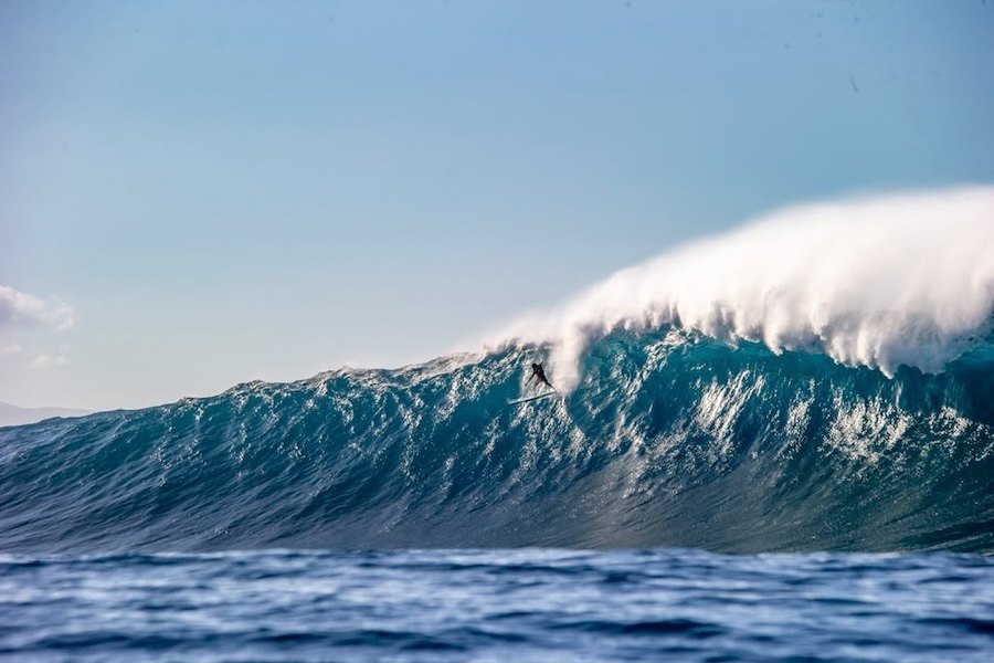 Ian Pegoraro: aos 12 anos já desafia Jaws e conquista prémio internacional de ondas grandes