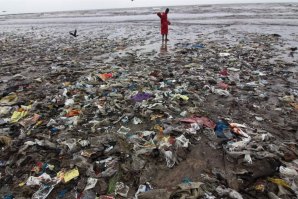 &quot;A Fraude da Reciclagem do Plástico&quot; - Estudo revela a ineficácia da reciclagem perante a poluição plástica