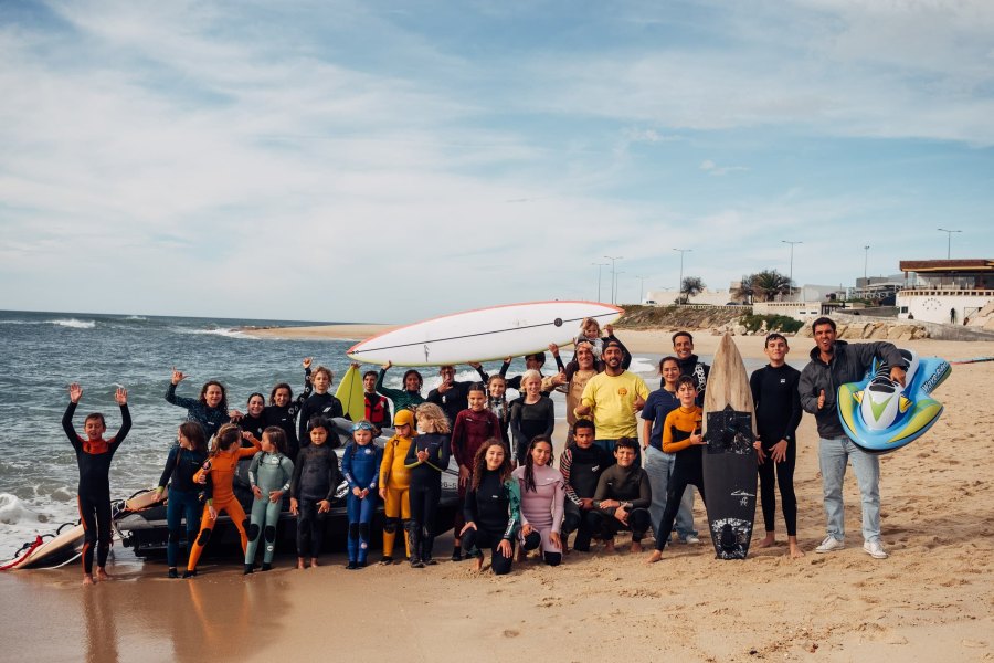 Junta de Buarcos apoiada por Ivo Cação criam formação de surf em ondas grandes para jovens