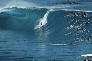 A beleza brutal de Teahupo’o num novo vídeo cinematográfico