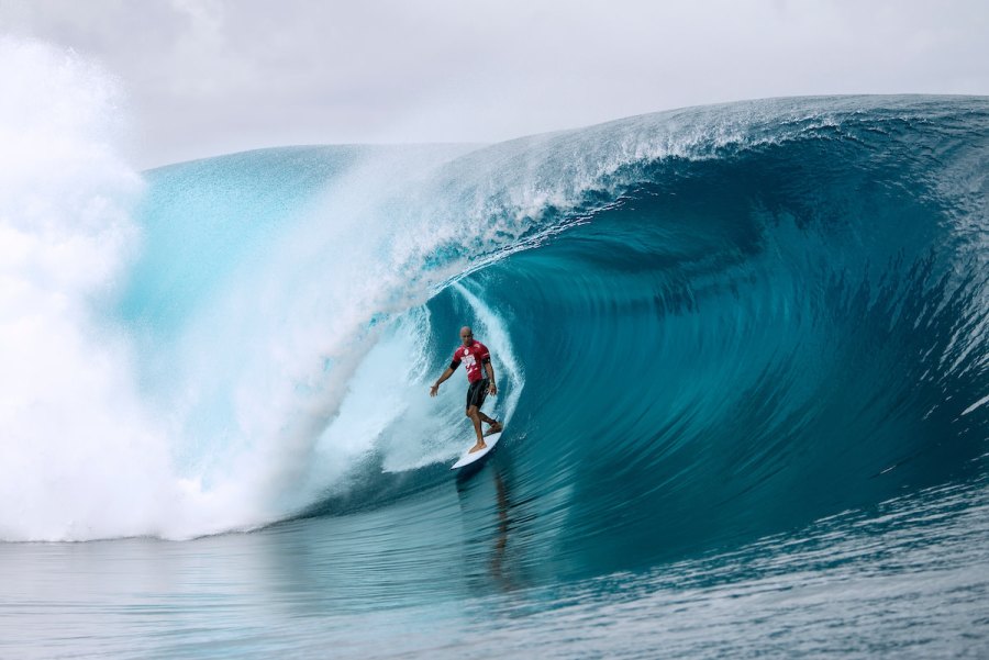 Kelly Slater recebe wildcard para competir no Tahiti e em Fiji
