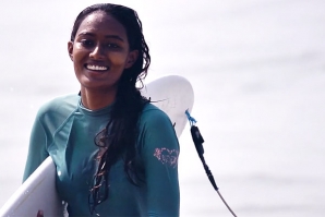 ISHITA MALAVIYA: A PRIMEIRA SURFISTA DA ÍNDIA