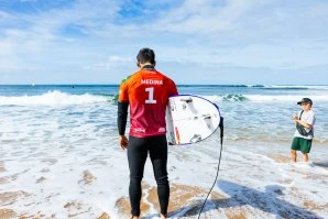 Dia grande de competição em Bells Beach: Kika cai, brasilian storm de volta e as fases finais aproximam-se na Austrália