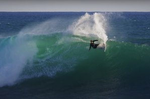 E se John John Florence fosse Goofy footer ?