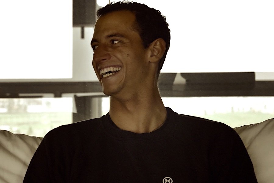 Maxime Huscenot durante a sua entrevista à Surftotal